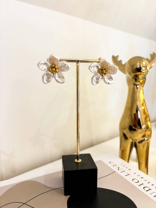 Unique  flower oorbellen