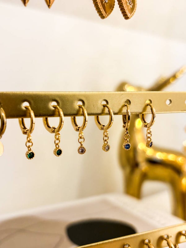 Small pearl oorbellen