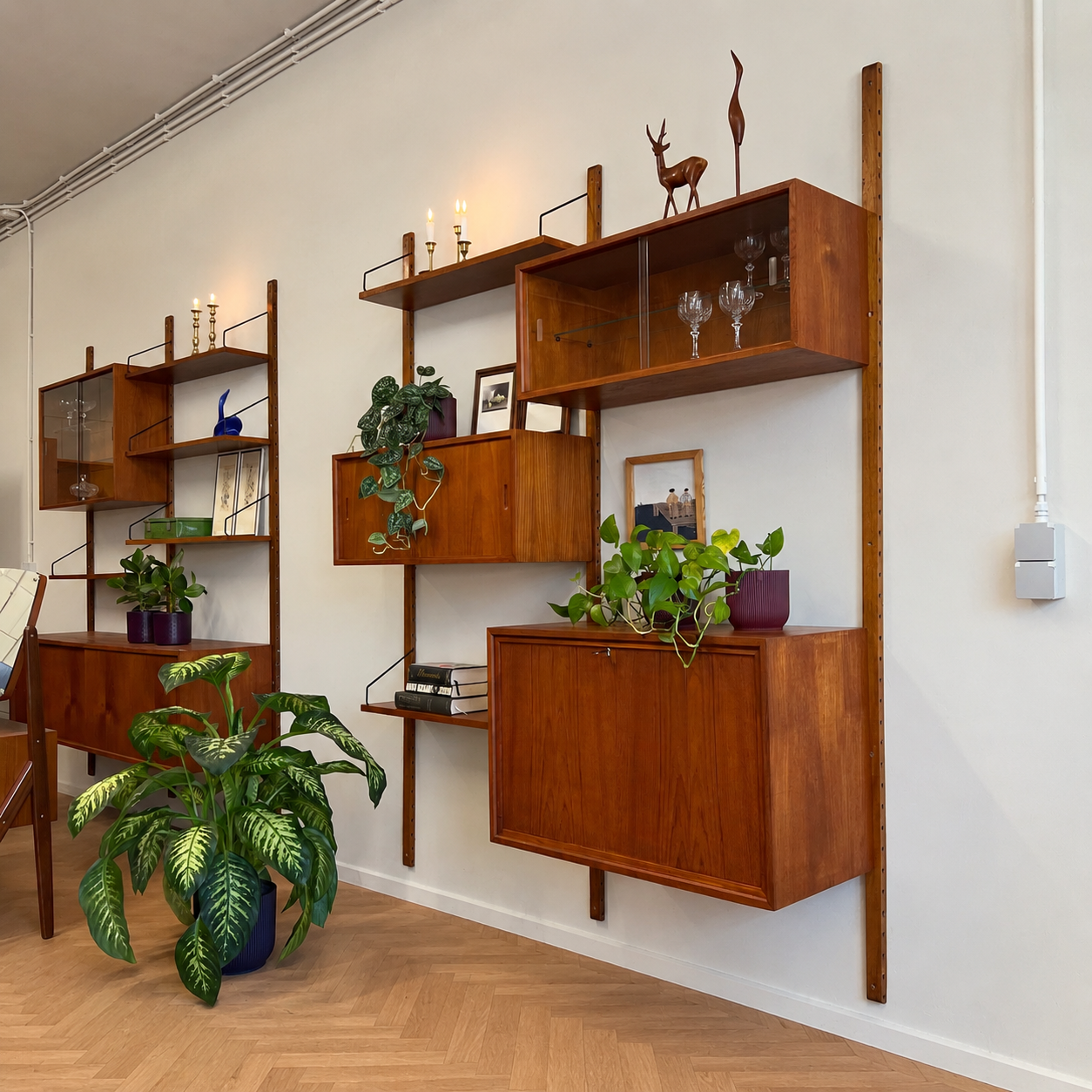 Vintage wandmeubel •Poul Cadovius• 3/3