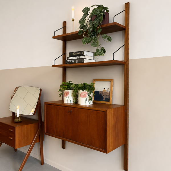 Vintage wandmeubel •Poul Cadovius• GERESERVEERD