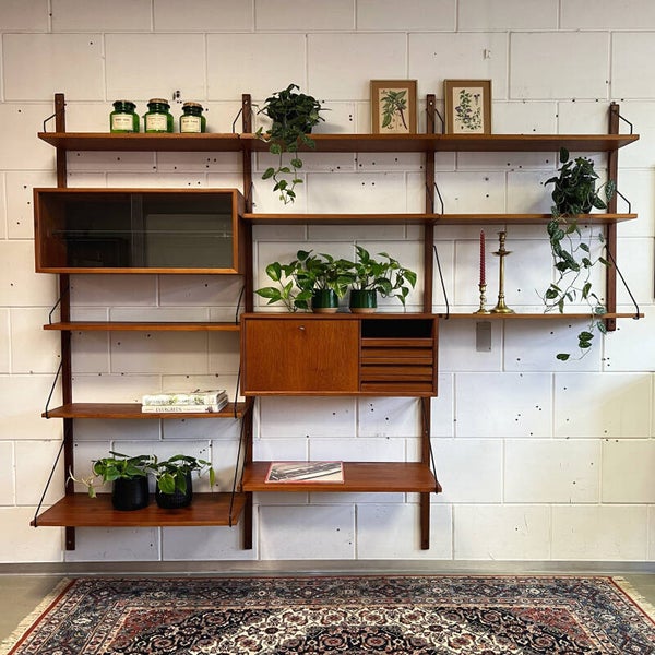 Vintage wandmeubel •Poul Cadovius•