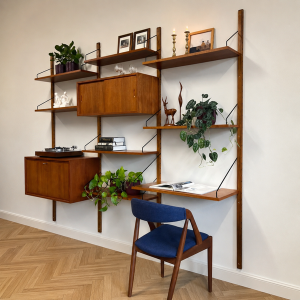 Vintage wandmeubel •Poul Cadovius•