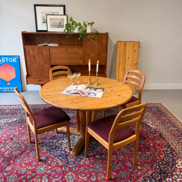 Vintage verlengbare eettafel •Dyrlund•
