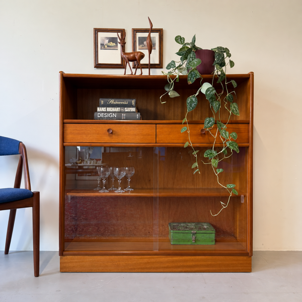 Vintage boekenkast / vitrine •Nathan furniture•