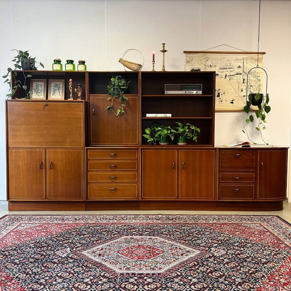 Vintage wandmeubel •Formule meubelen (FM)•