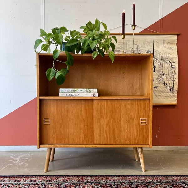 Vintage boekenkastje, Deens