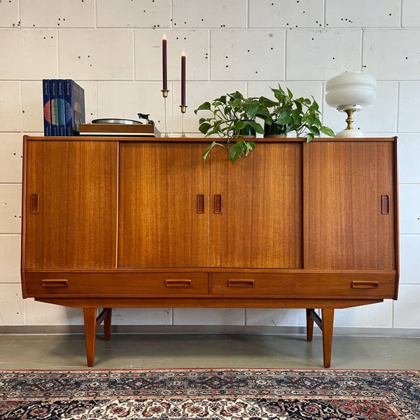 Vintage highboard • Westergaards Møbelfabrik •