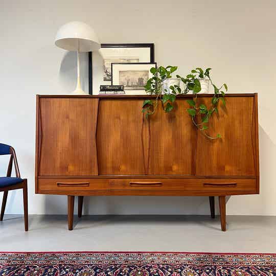 Vintage highboard, Deens