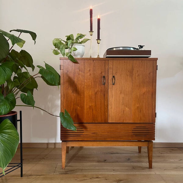 Vintage TV kastje / audiomeubel