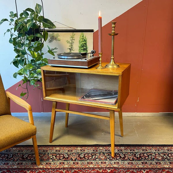 Vintage TV-, audiokastje #2