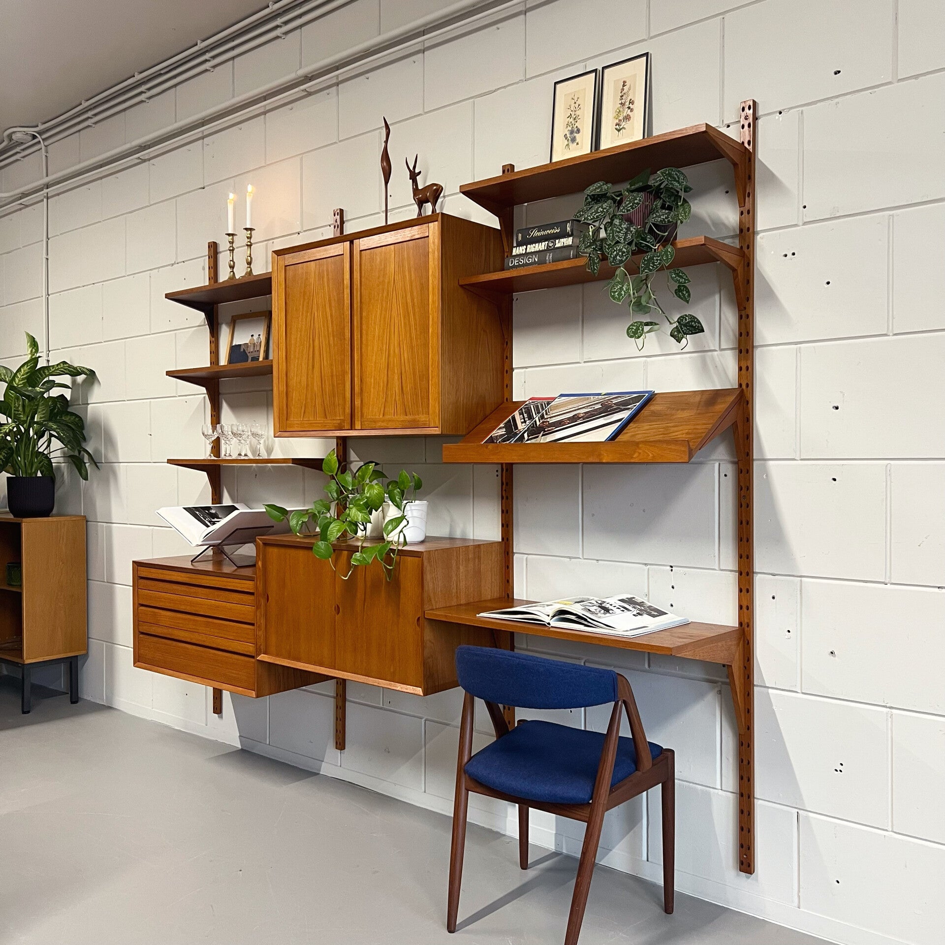 Vintage wandmeubel •Poul Cadovius•