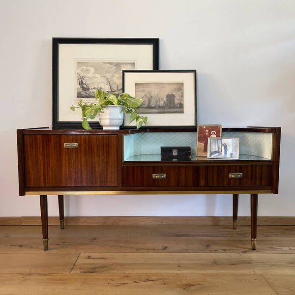 Vintage compact dressoir