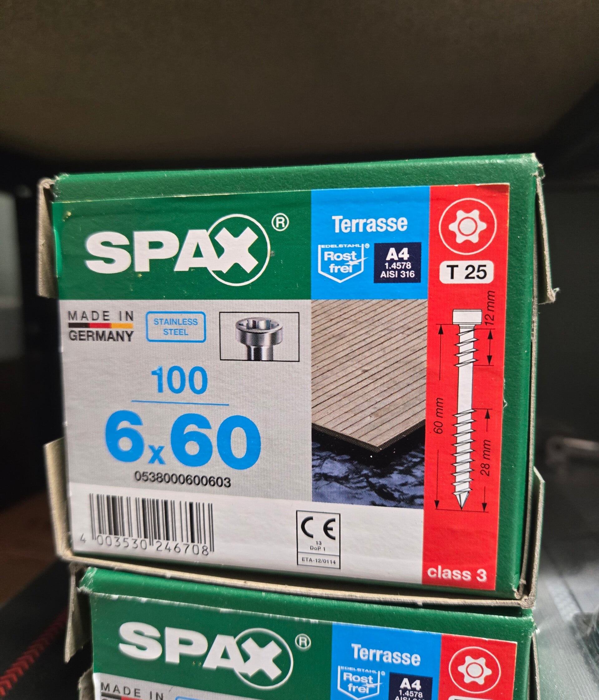 100 vis inox A4, 6 x 60 mm, filetage de fixation en 2 parties, tête cylindrique T-STAR+ T25, CUT - SPAX