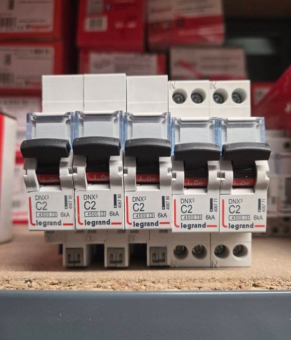 Disjoncteur 1P+N à vis C2 2A - LEGRAND 406771 et 406780