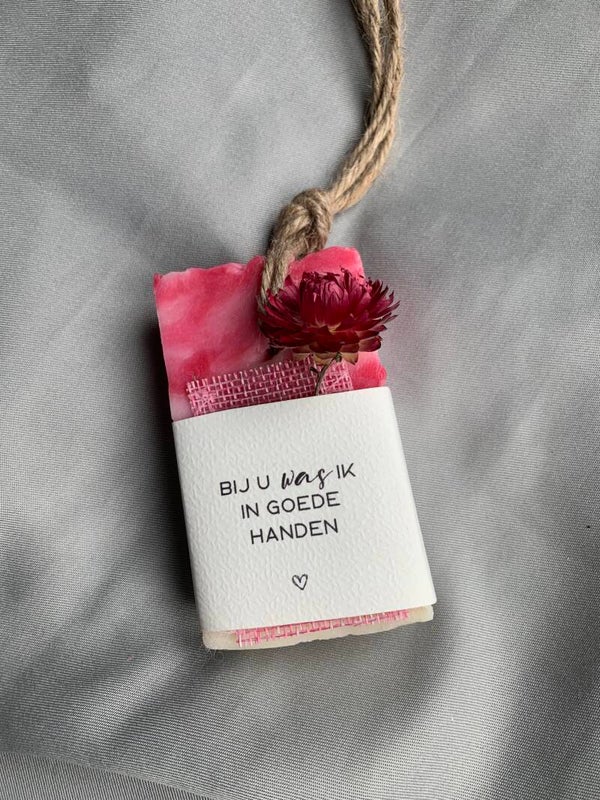 Zeep aan een koord | Bij u was ik in goede handen