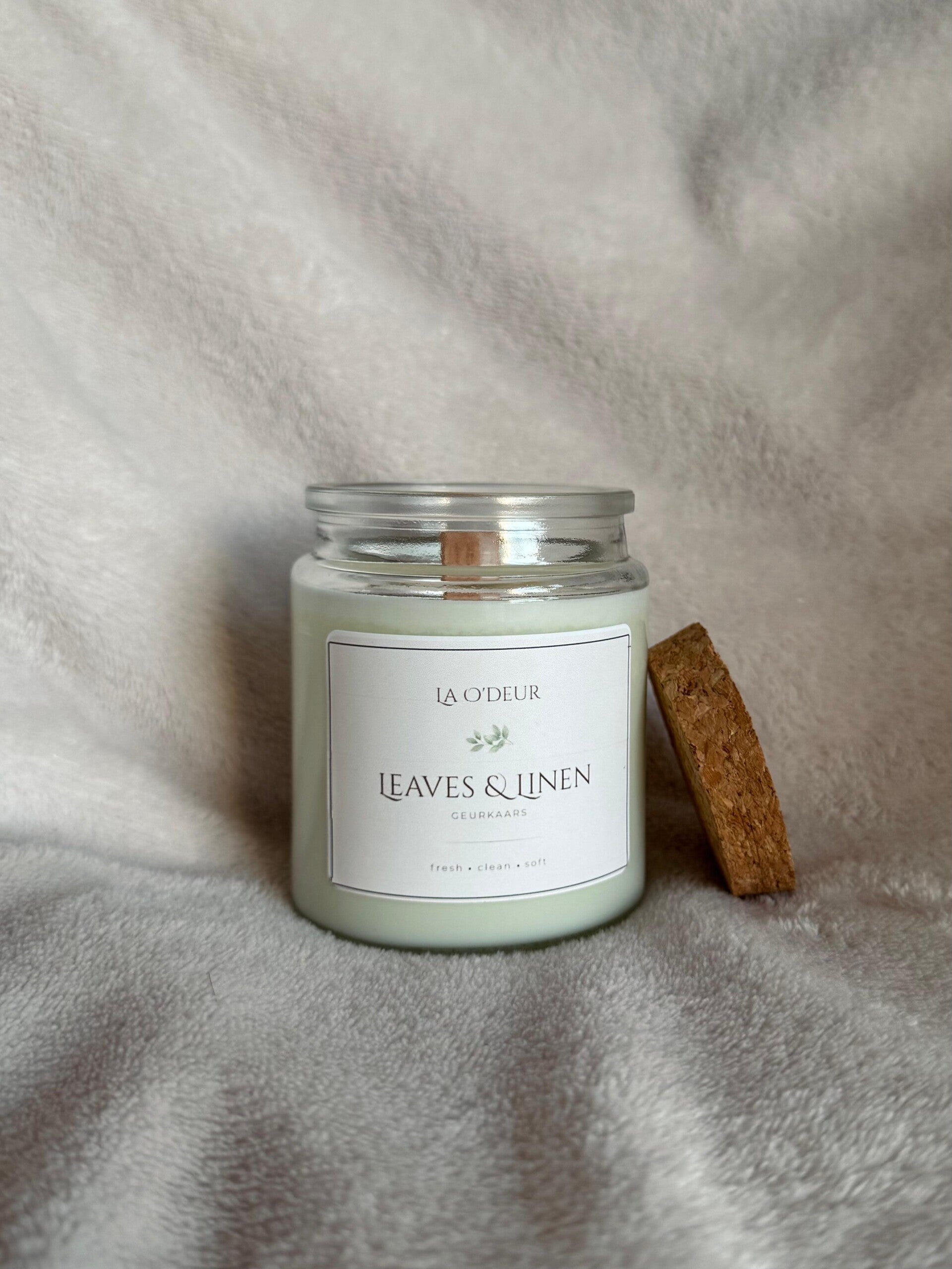 Woodwick geurkaars | Leaves & Linen