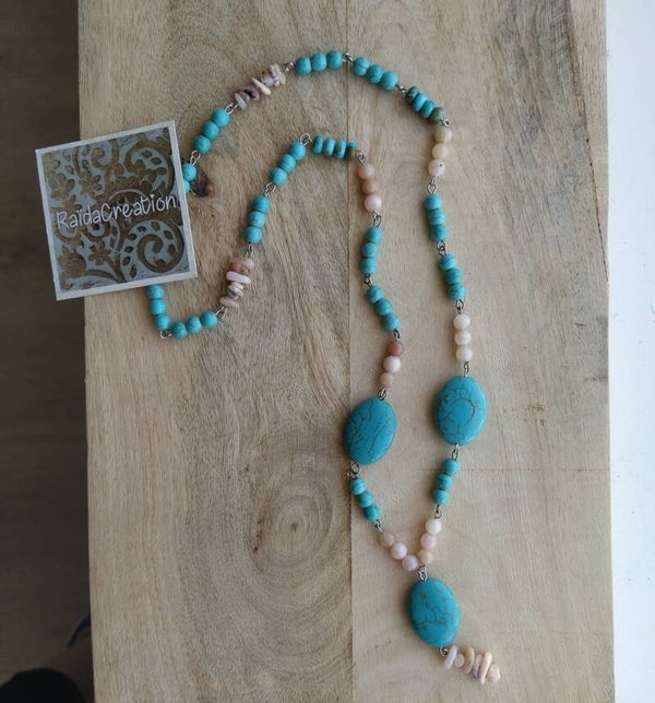 Roze Opaal/ Magnesiet/Howliet ketting Ibiza style ketting