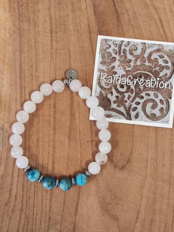 Apatiet, Witte Jade armband