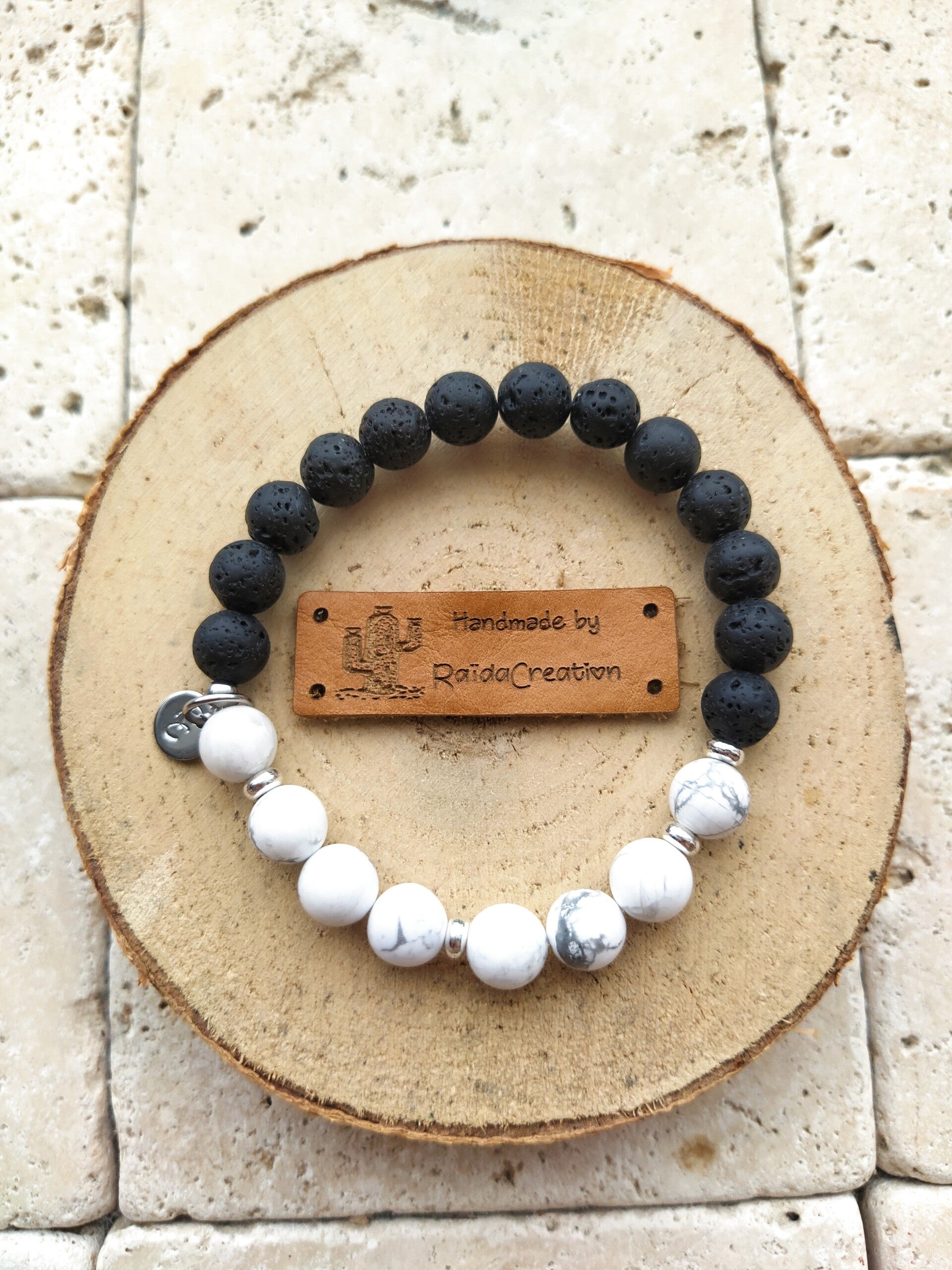 Howliet/ Lavasteen - Dua serie