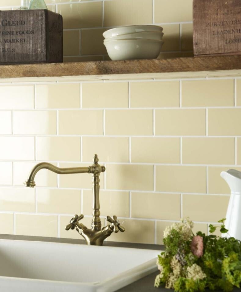 Wandtegel creme glans vlak 10x20 cm