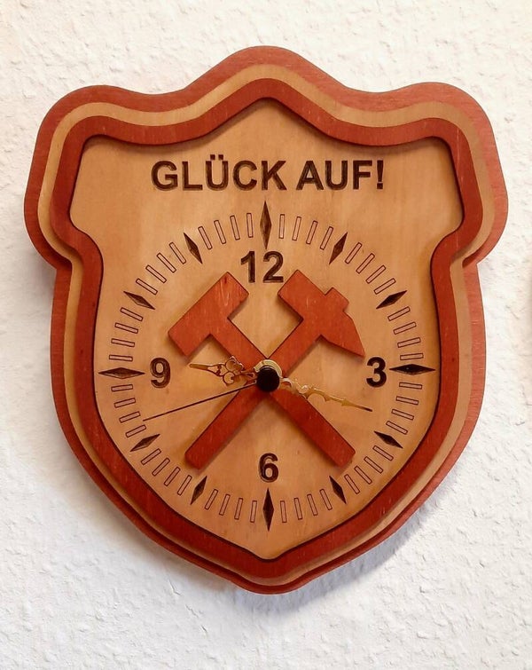 Wanduhr "Eisen & Schlägel"