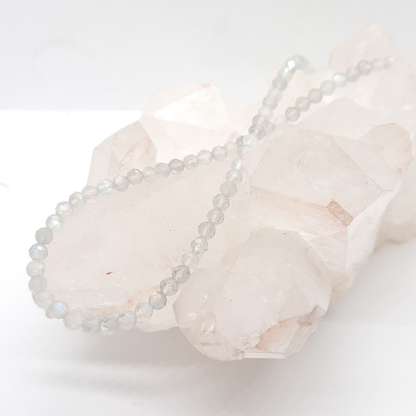 Kette heller Labradorit facettiert - 45 cm