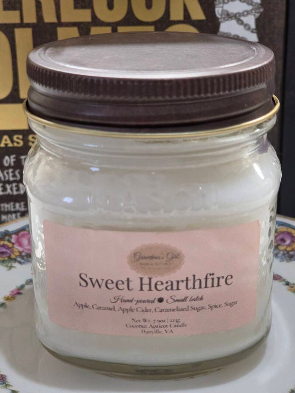 Sweet Hearthfire Candle