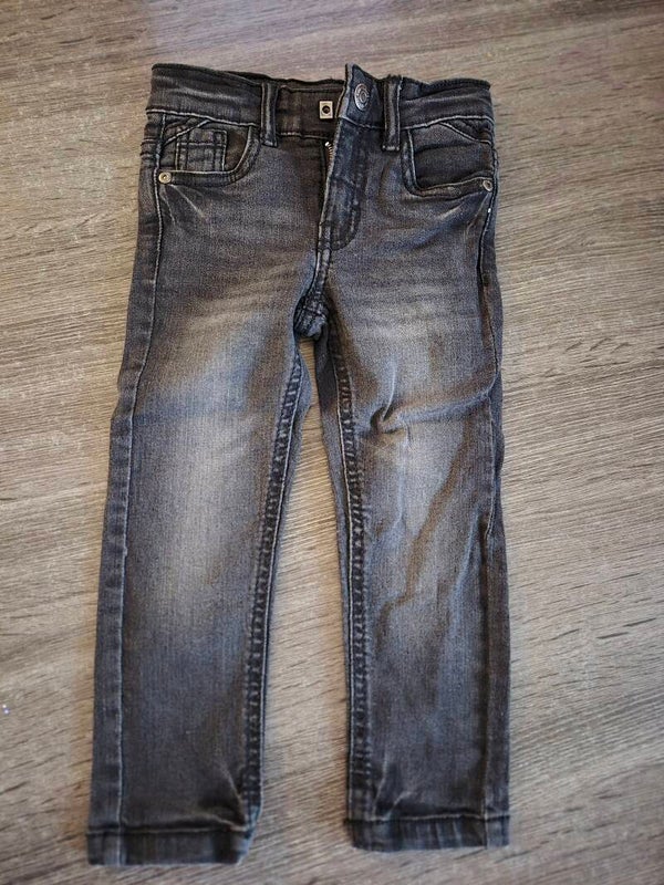 Kids jeans