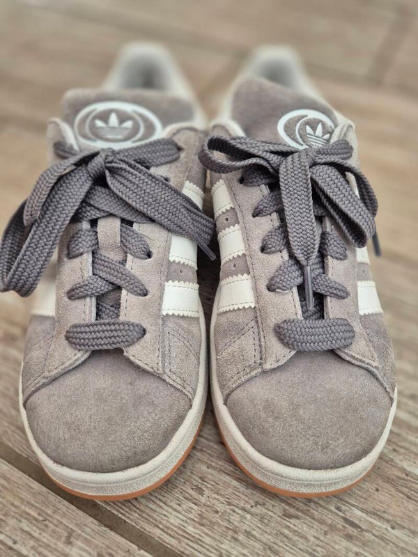Adidas schoenen