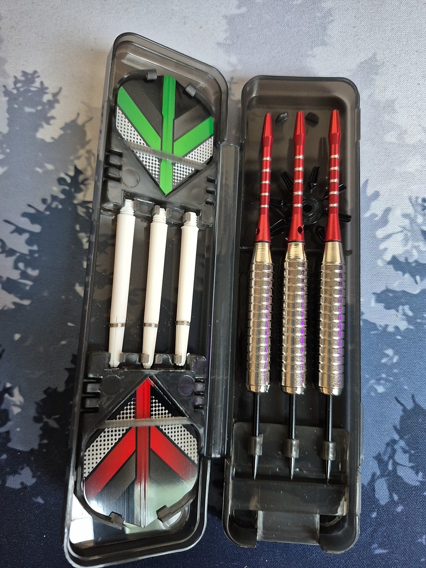 RVS dartset 26 gram steel tip