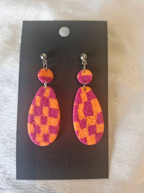 Oorbel neon zilver