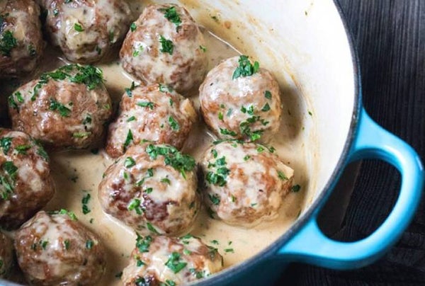 Samedi 13/09 : plat : boulettes crème champignons & purée de pois cassés
