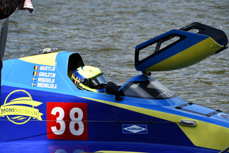 dsc_1760-standard.jpg