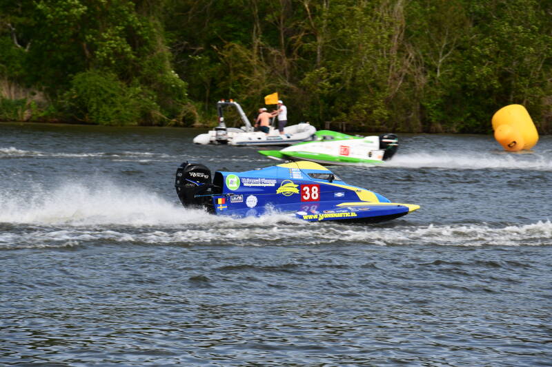 dsc_1796-standard.jpg