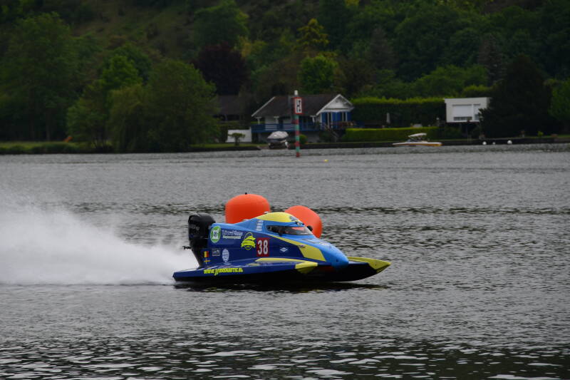 dsc_1827-standard.jpg
