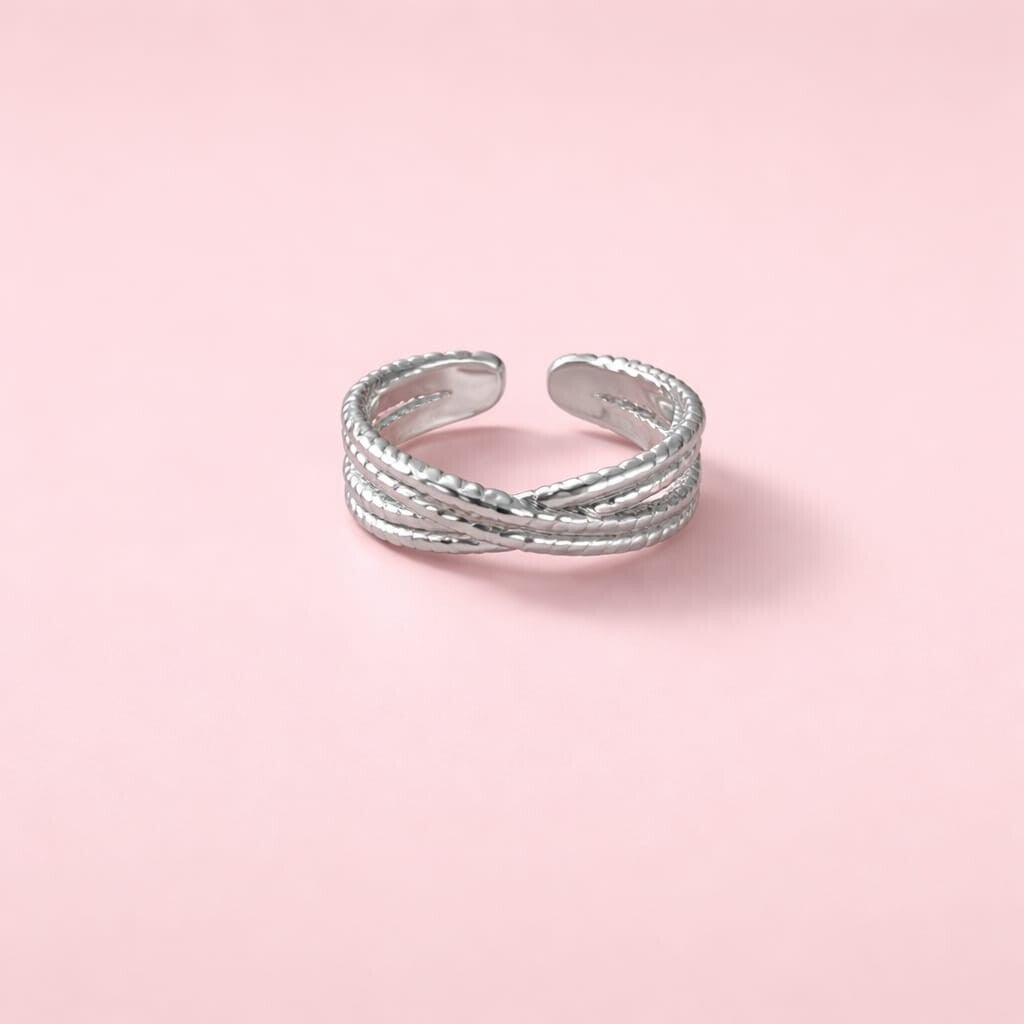 Ring 'crossed zilver