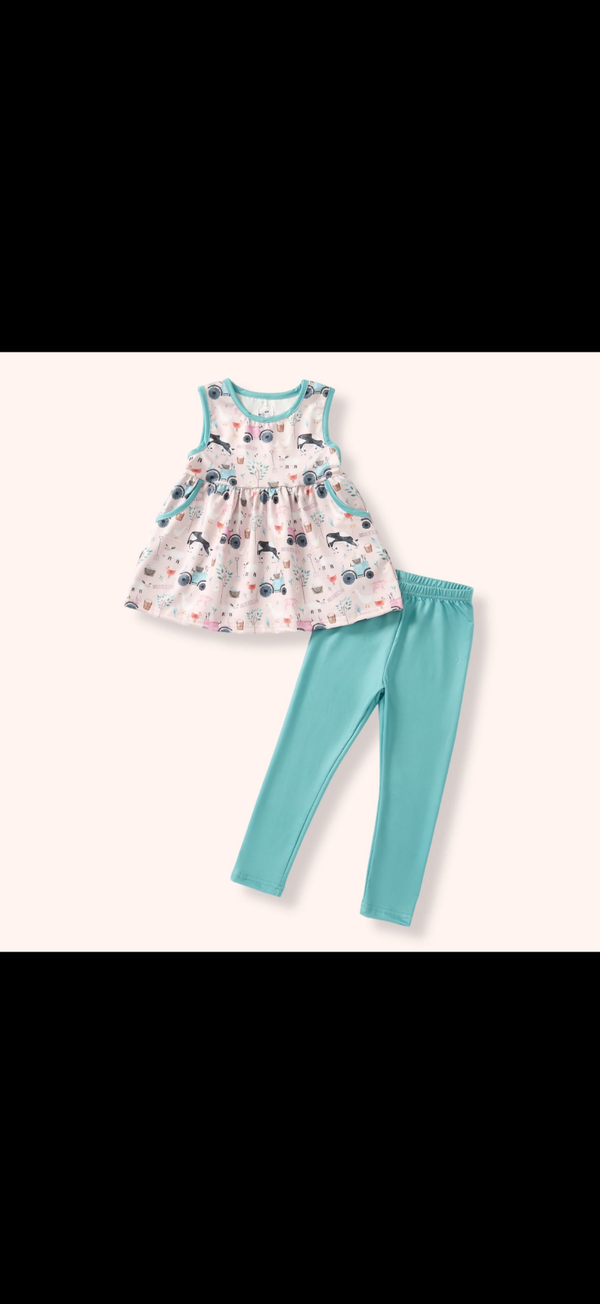 Friendly Farmland pants set