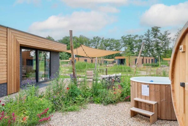 Vakantiehuis met omheinde tuin, hottub en sauna 6 gasten Kotten, Winterswijk, Nederland