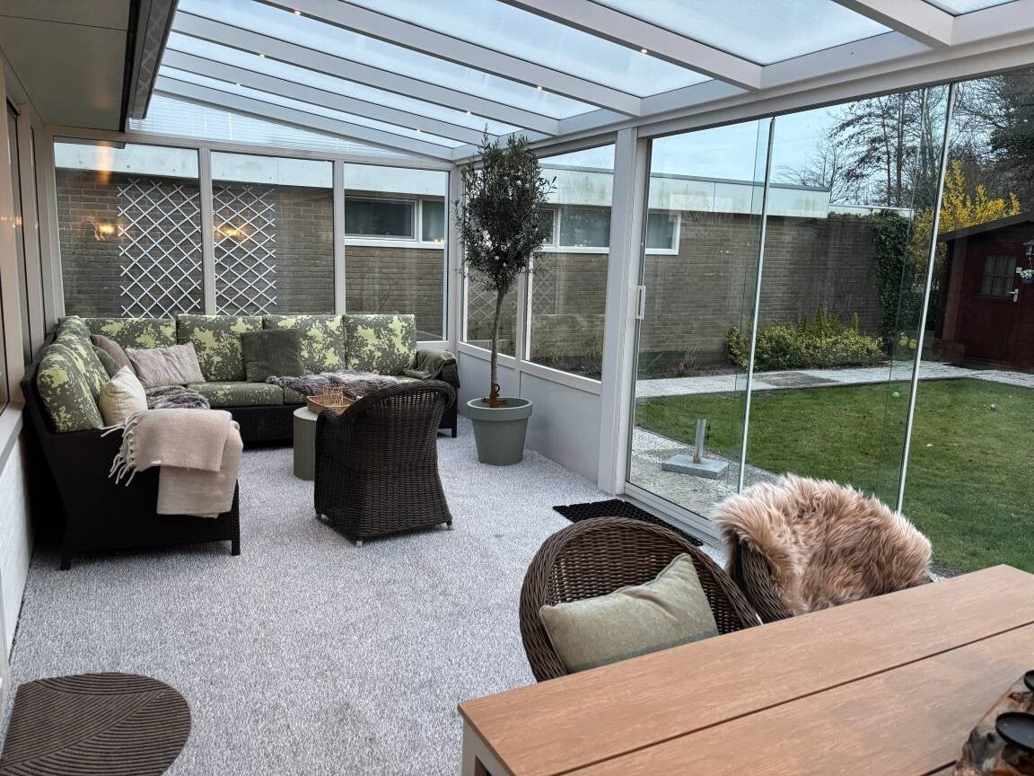 Rolstoeltoegankelijk vakantiehuis met omheinde tuin  5 gasten Sint Maartensvlotbrug, Nederland