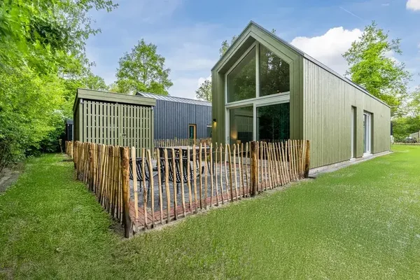 Hondenbungalow special met omheinde tuin 4 gasten Vakantiepark Olde Kottink Beuningen Gelderland