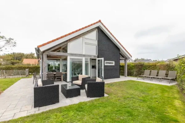 Vakantiehuis "Duinhuis" met omheinde tuin 6 gasten Renesse, Schouwen-Duiveland, Nederland