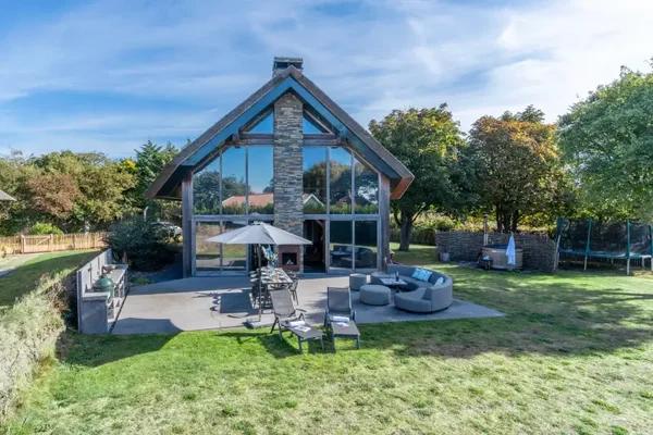 Luxe Vakantie villa met met omheinde tuin +  Hottub + ligbad  6 gasten De Koog Texel
