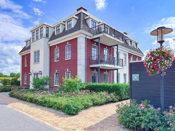 Vakantie Appartement Sauna Zee met omheind terras ,wellness + ligbad 4 gasten  Nederlandse kust  Zeeland chevron Colijnsplaat