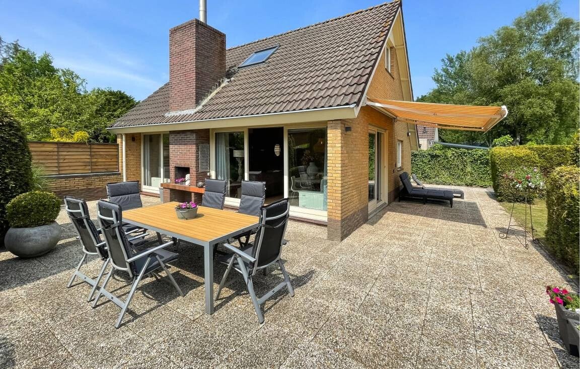 Vakantiehuis met omheinde tuin  6 gasten  Lauwersoog, De Marne, Nederland