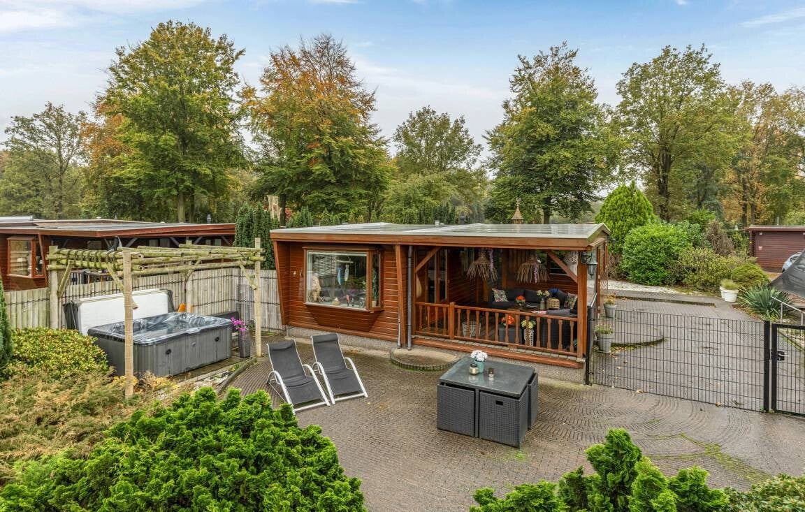 Vakantiehuis met omheinde tuin en jacuzzi 4 gasten Erm, Coevorden, Nederland