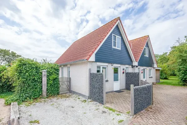 Vakantiehuis "Zeehond" met omheinde tuin en wellness 2 gasten Wulpenweid Texel