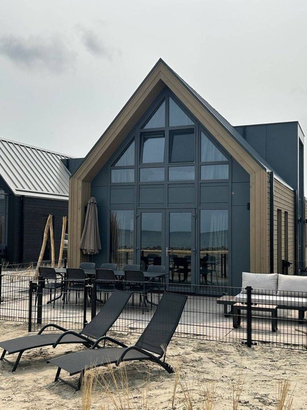 Vakantie Beach House met strandomheining  8 gasten Enkhuizen, Noord-Holland, Nederland