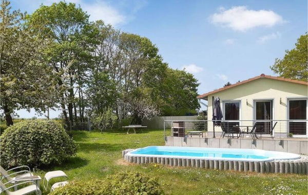 Vakantiehuis met omheinde tuin en prive zwembad 4 gasten Behrenhoff, Ostvorpommern, Duitsland