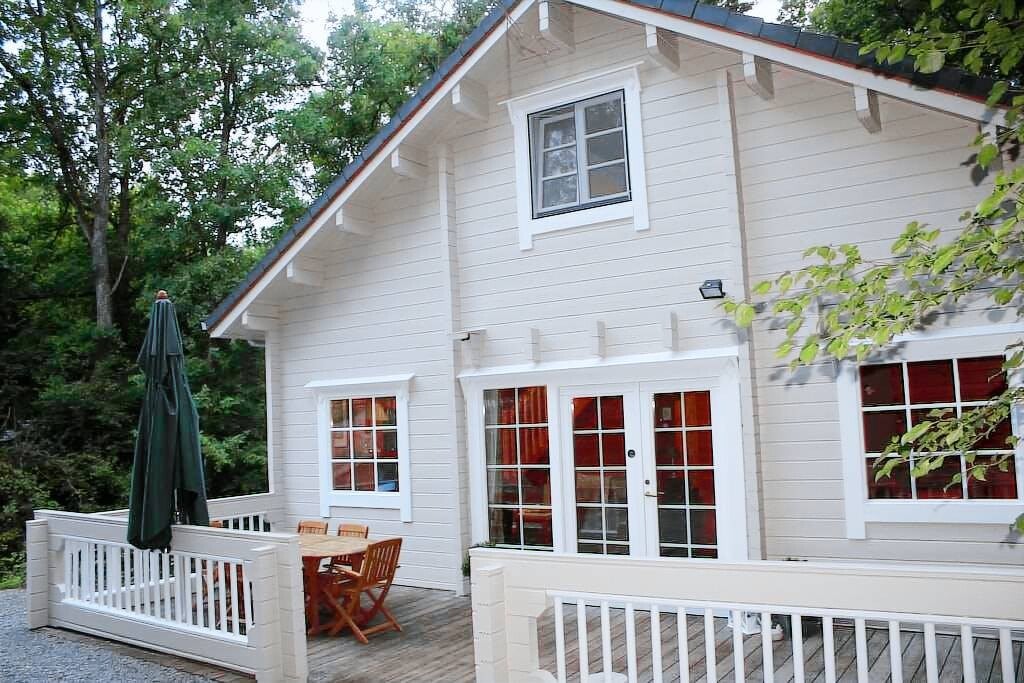 Vakantiehuis met omheinde tuin en sauna 8 gasten Durbuy, Luxemburg, België