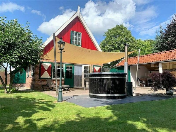 Vakantiehuis“Het Belegh van Groll” met omheinde tuin en wellness Lievelde Gelderland
